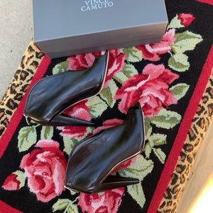 Vince Camuto "Amber" black leather leather bootie